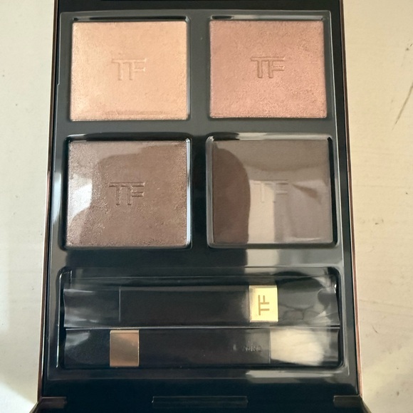 Tom Ford Eye Color Quad Eyeshadow Palette 03 Nude Dip Full Size 0.21oz/6g NIB - Picture 2 of 7